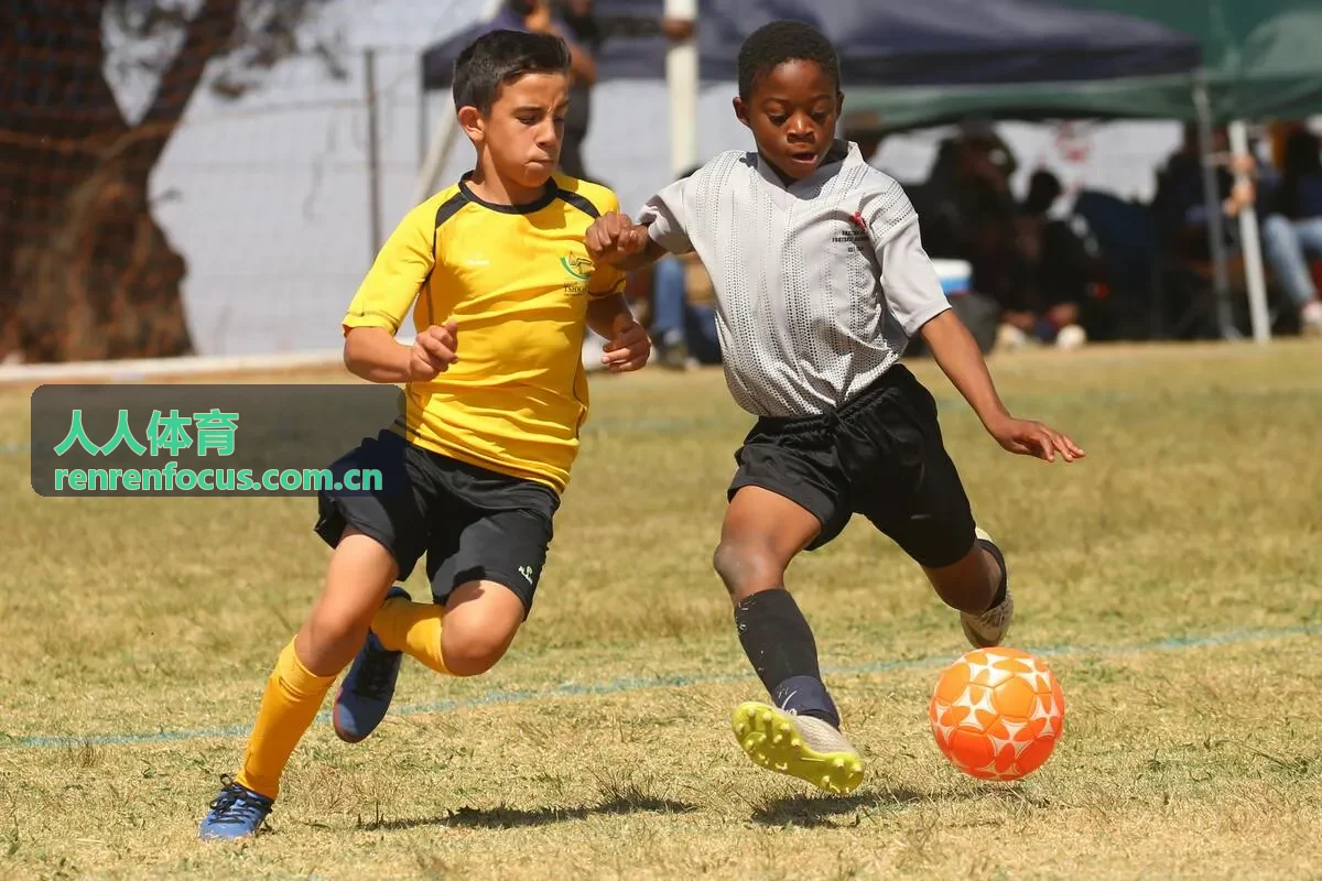 人人体育篮球直播 - NBA与CBA精彩赛事